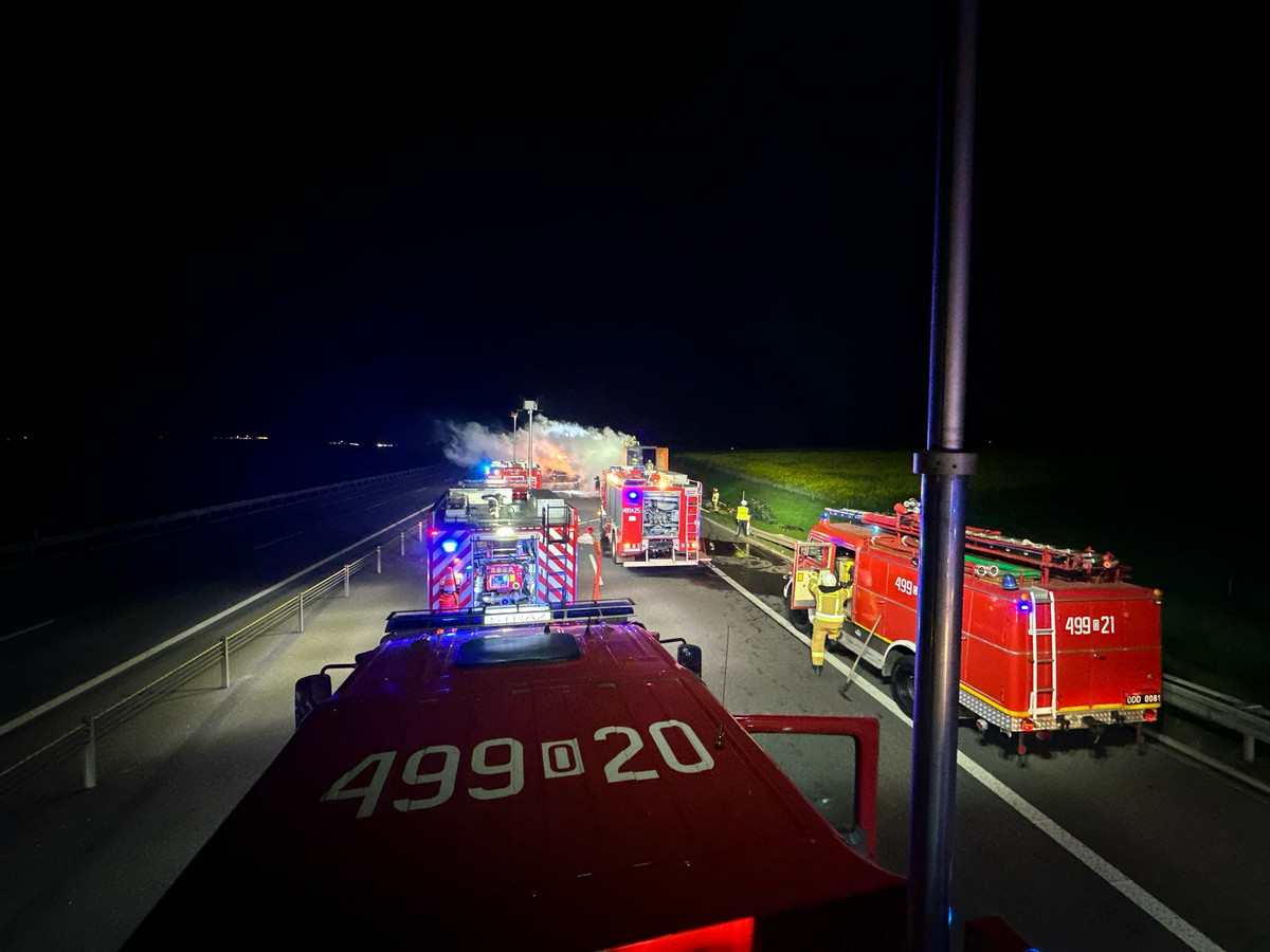 14. Autostrada A4 – Pożar brykietu na naczepie